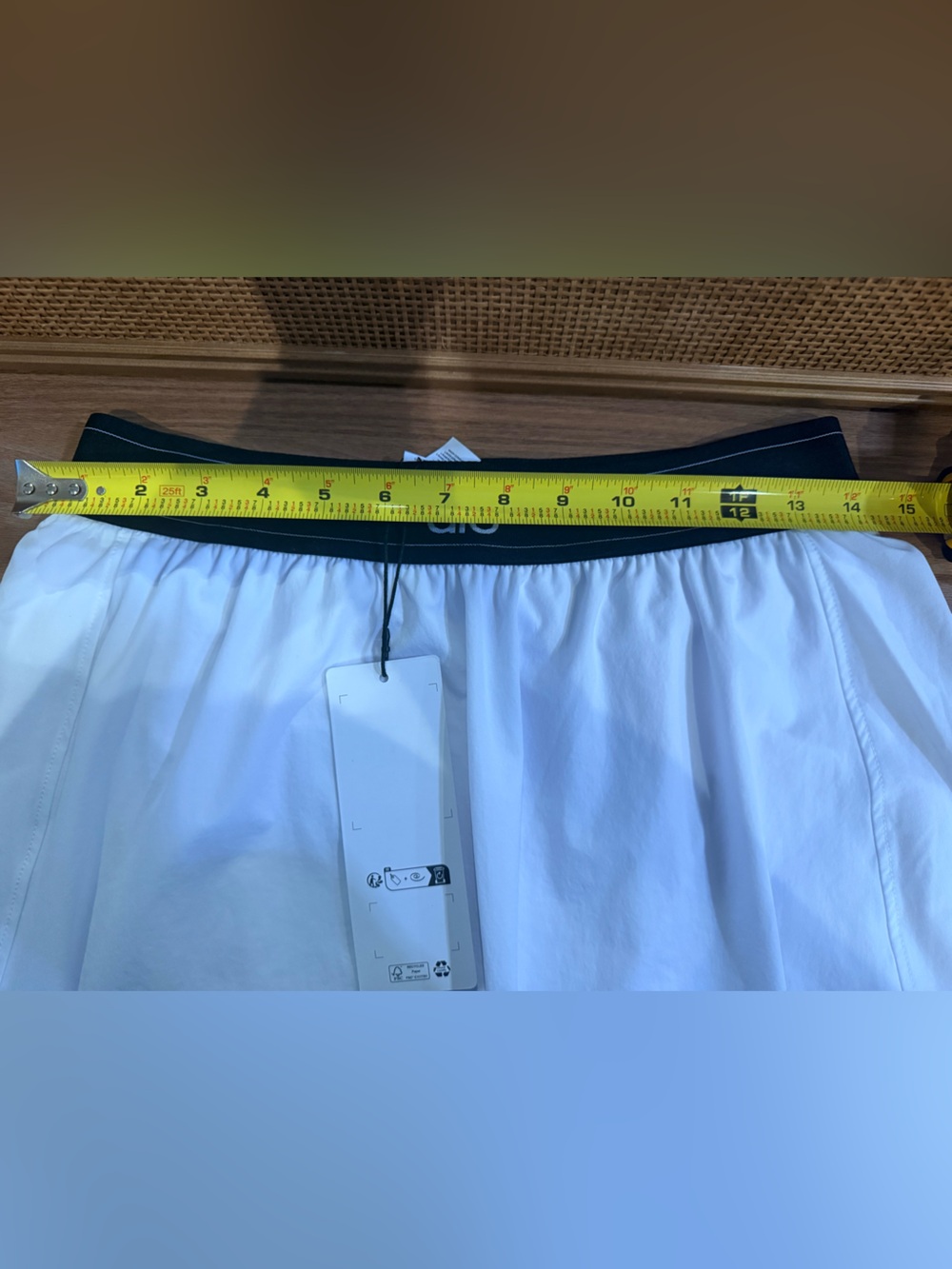 Alo Yoga Match Point Tennis Skirt - White - Picture 9 of 10